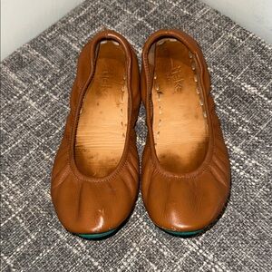 Chestnut Brown Tieks Women's Ballet Flats size 6
